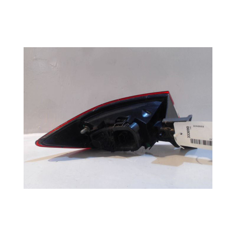 FEU ARRIERE DROIT RENAULT CLIO IV