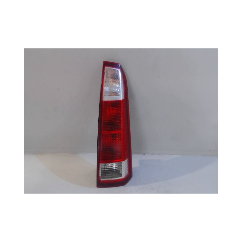 FEU ARRIERE DROIT OPEL MERIVA 2003-2005
