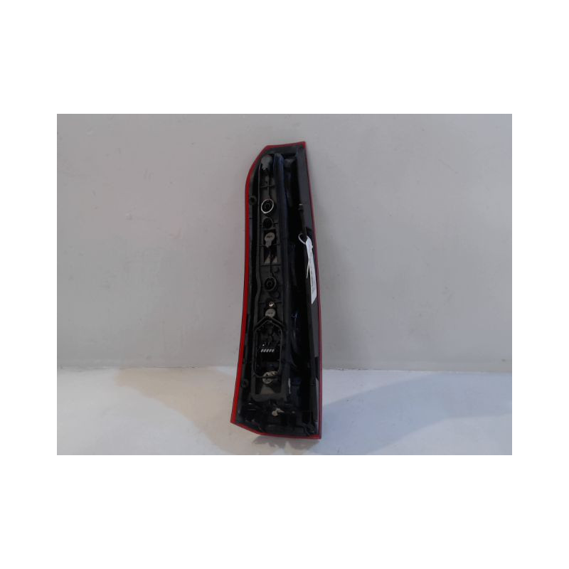 FEU ARRIERE DROIT OPEL MERIVA 2003-2005