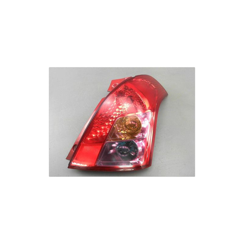 FEU ARRIERE DROIT SUZUKI SWIFT 05-11