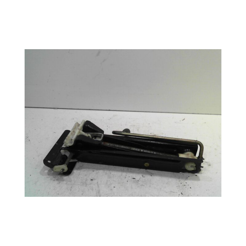 CRIC + MANIVELLE SEAT IBIZA