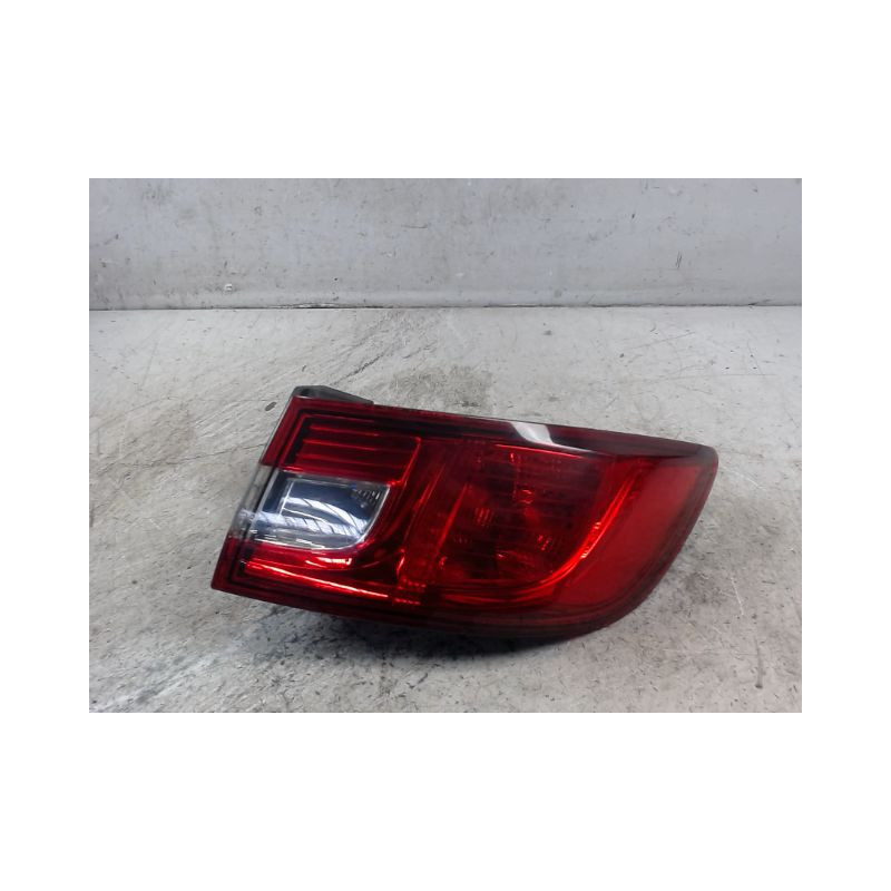 FEU ARRIERE DROIT RENAULT CLIO IV
