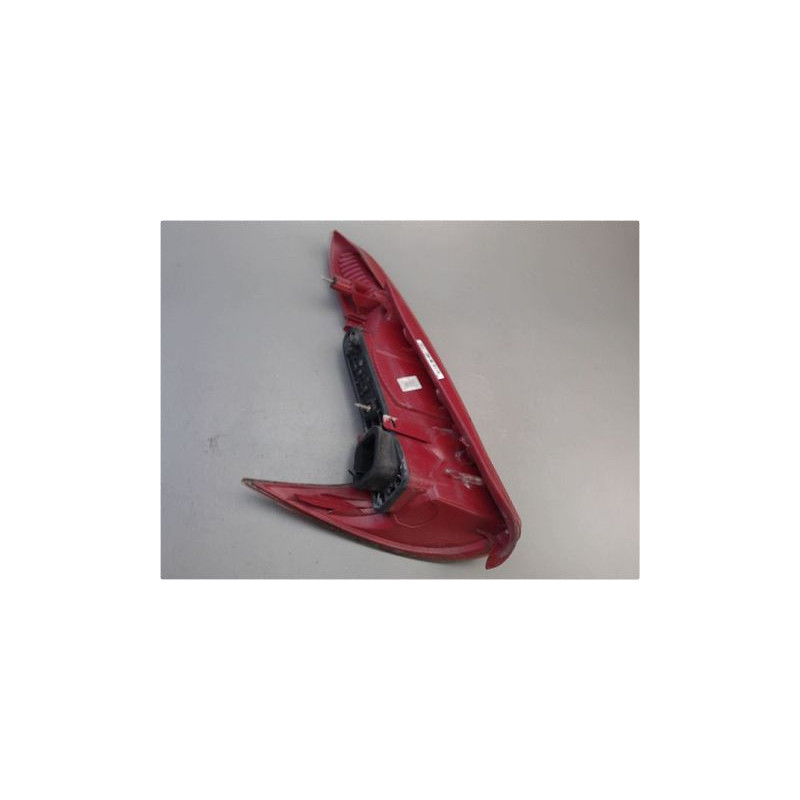 FEU ARRIERE DROIT PEUGEOT 206
