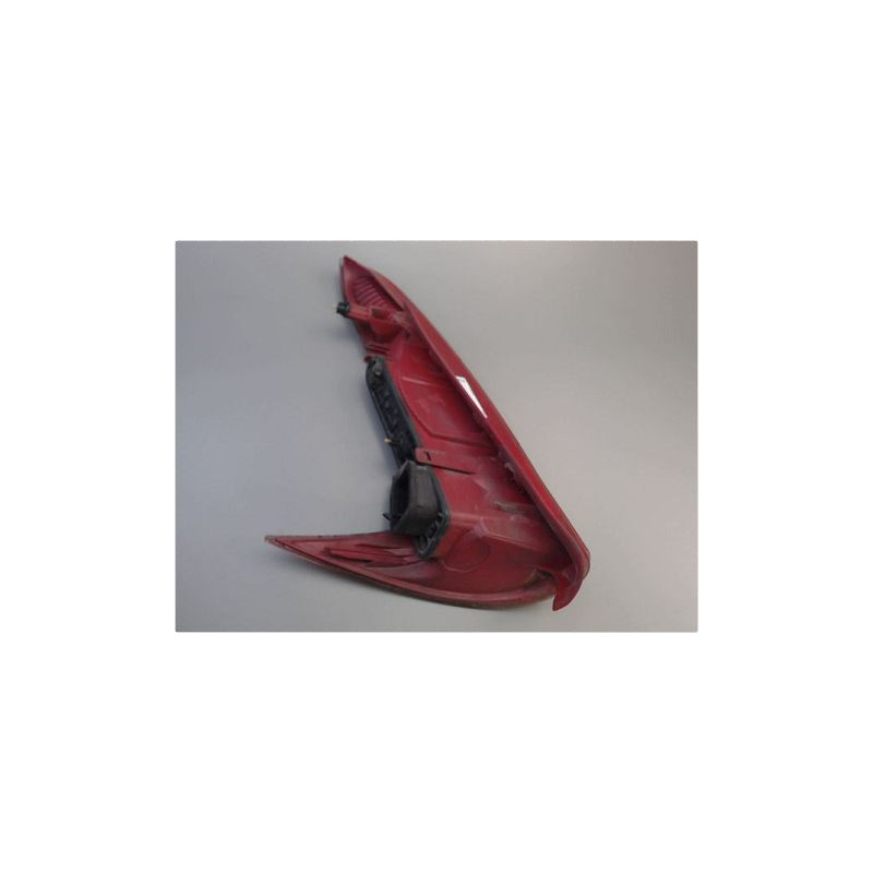 FEU ARRIERE DROIT PEUGEOT 206