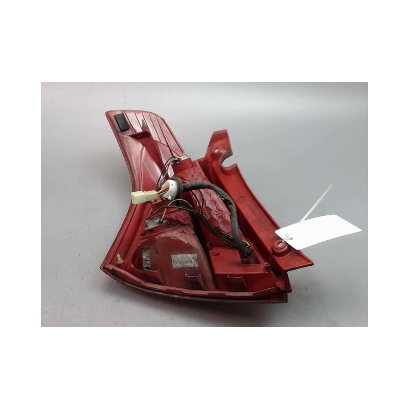 FEU ARRIERE DROIT SUZUKI SWIFT III 2005-2011