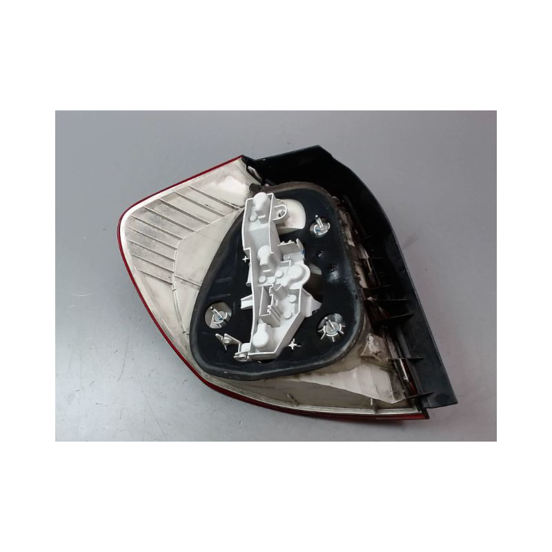 FEU ARRIERE DROIT BMW SERIE 1 I (E81) 2007-2011