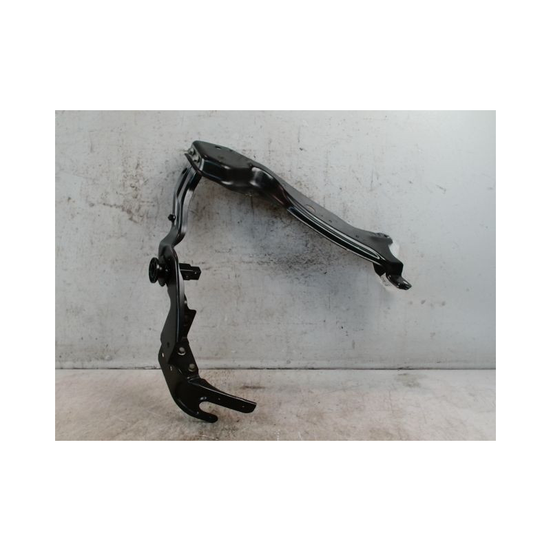 TOLE PORTE PHARE DROIT MERCEDES CLASSE C COUPE SPORT 2004-