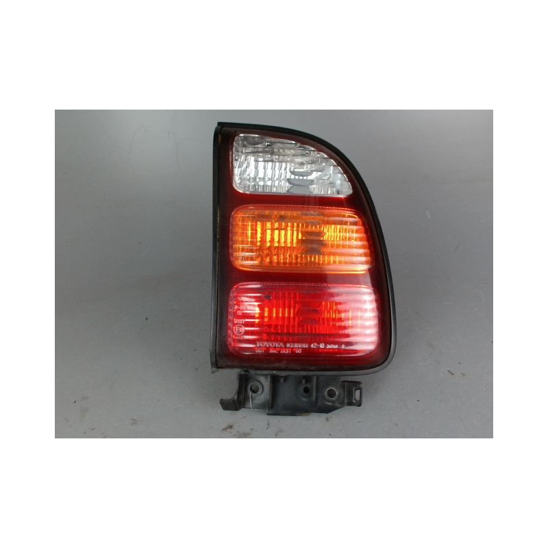 FEU ARRIERE DROIT TOYOTA RAV4 1 PHASE 2 2.0I - 16V 4X4