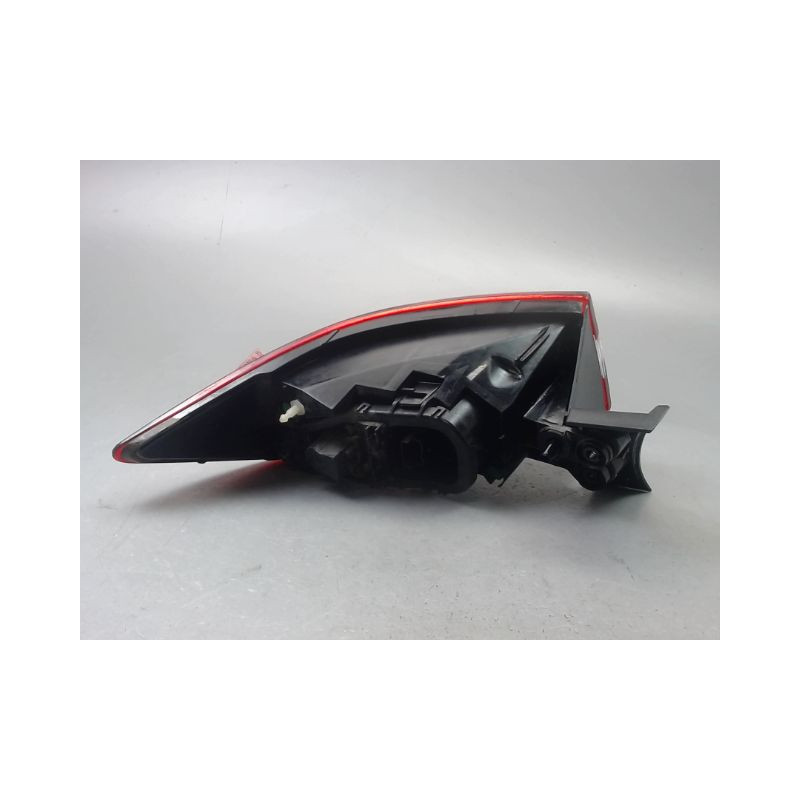 FEU ARRIERE DROIT RENAULT CLIO IV Phase 1 2012-...