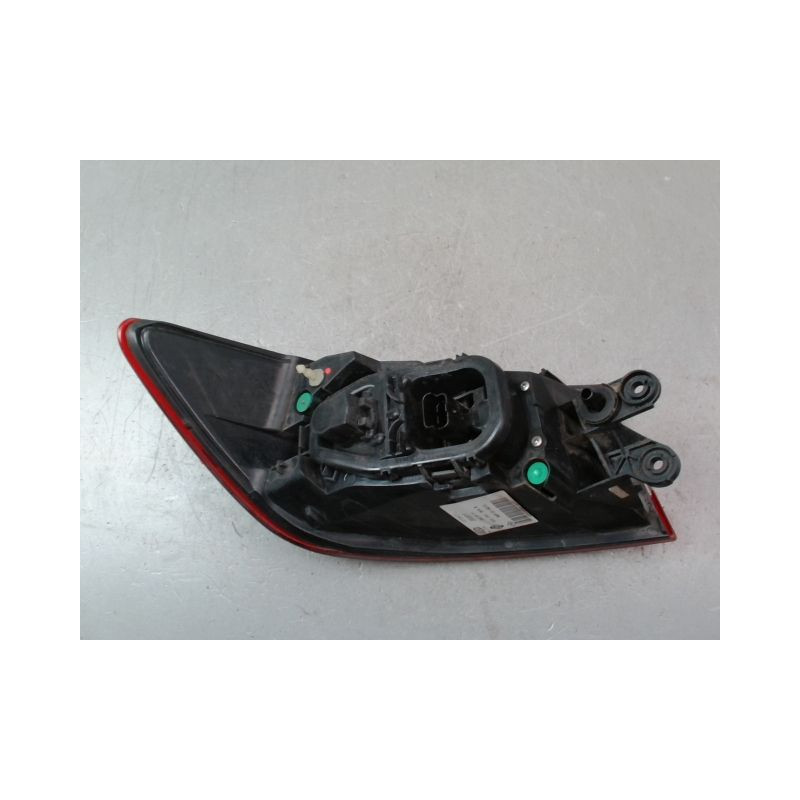 FEU ARRIERE DROIT RENAULT CLIO IV Phase 1 2012-...