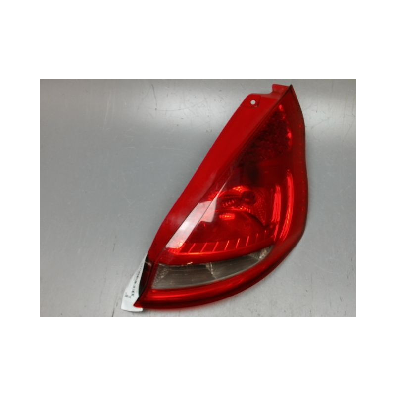 FEU ARRIERE DROIT FORD FIESTA 2008-