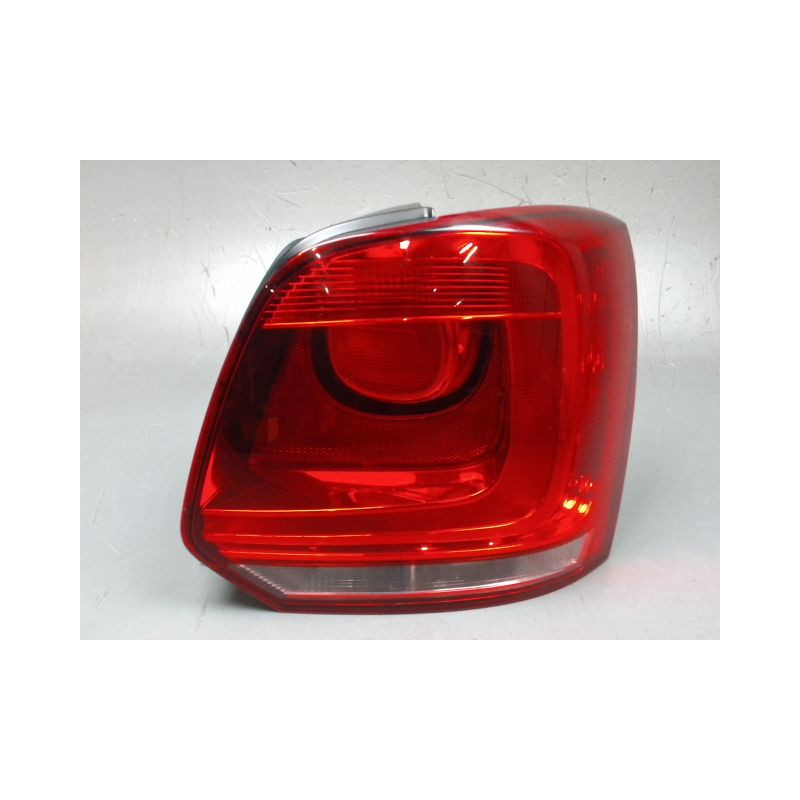 FEU ARRIERE DROIT VOLKSWAGEN POLO 2009-