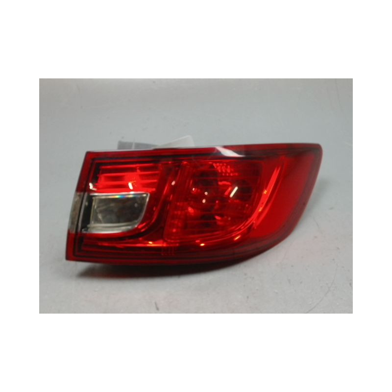 FEU ARRIERE DROIT RENAULT CLIO IV 2012-