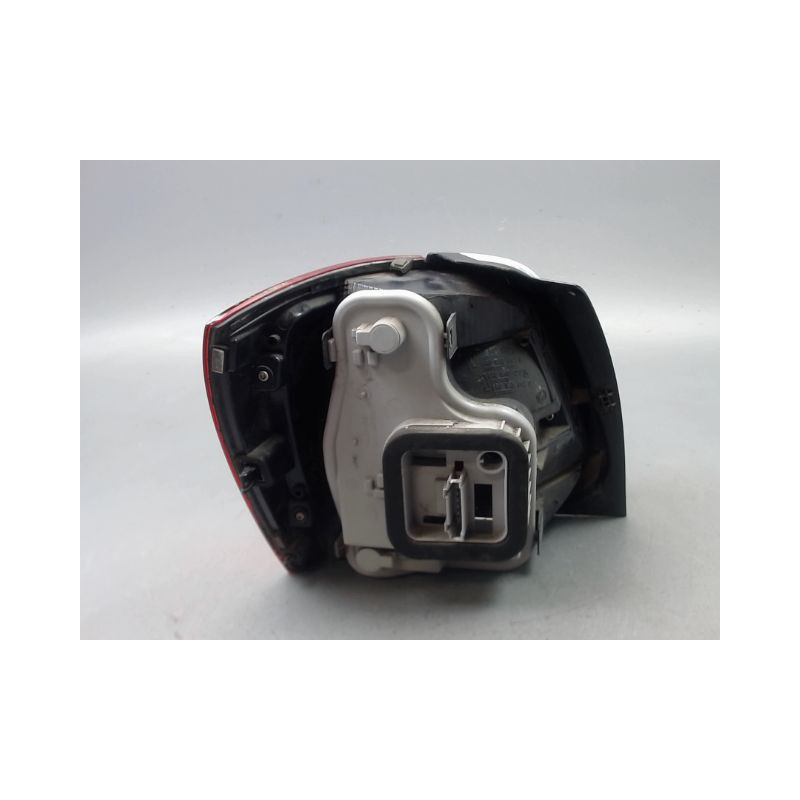 FEU ARRIERE DROIT VOLKSWAGEN POLO V Phase 1 (6R) 2009-...