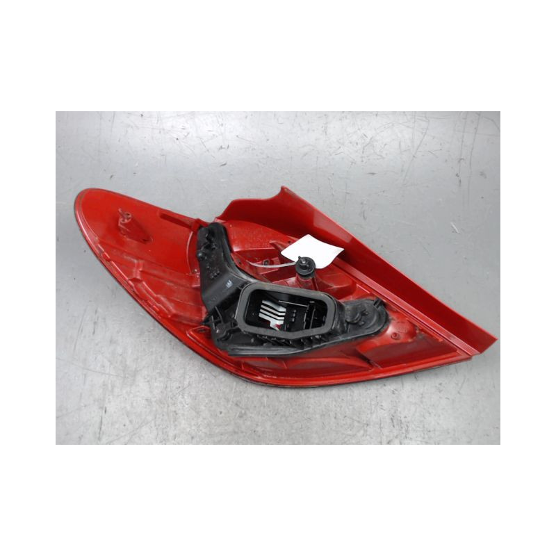 FEU ARRIERE DROIT PEUGEOT 207 3P