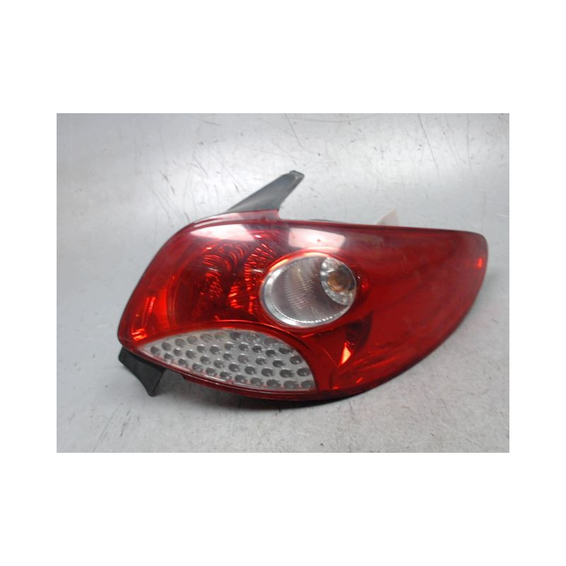 FEU ARRIERE DROIT PEUGEOT 206+ 2009-