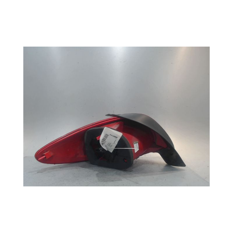 FEU ARRIERE DROIT PEUGEOT 206