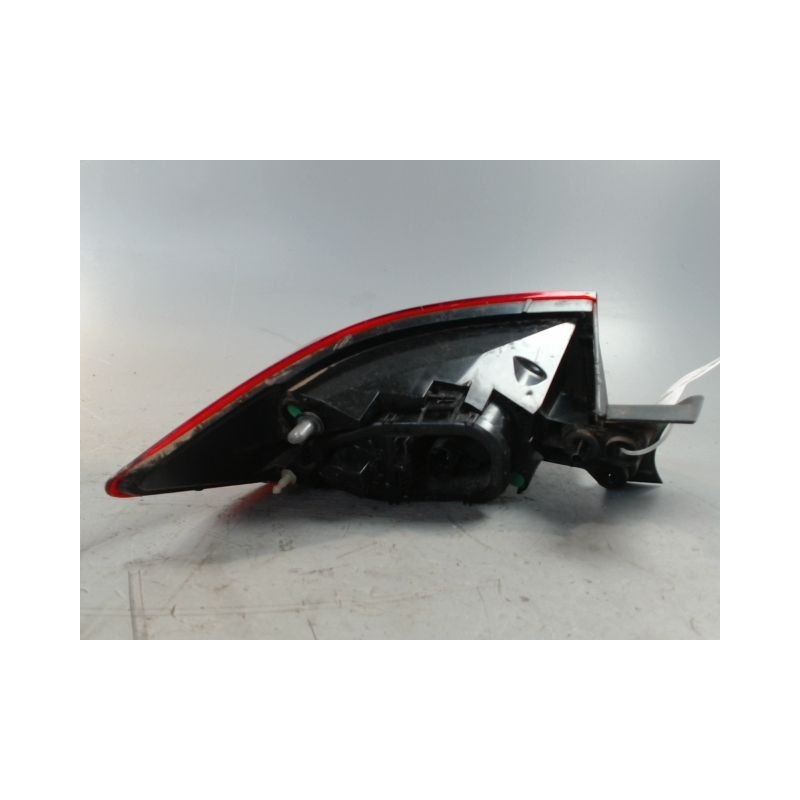 FEU ARRIERE DROIT RENAULT CLIO IV