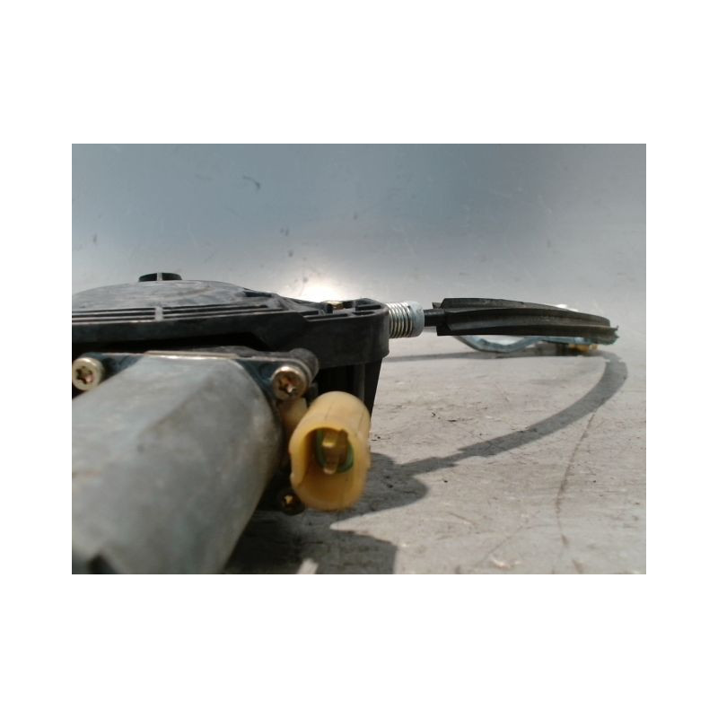 MECANISME+MOTEUR LEVE-GLACE AVANT DROIT RENAULT CLIO II PH.1 98-2001