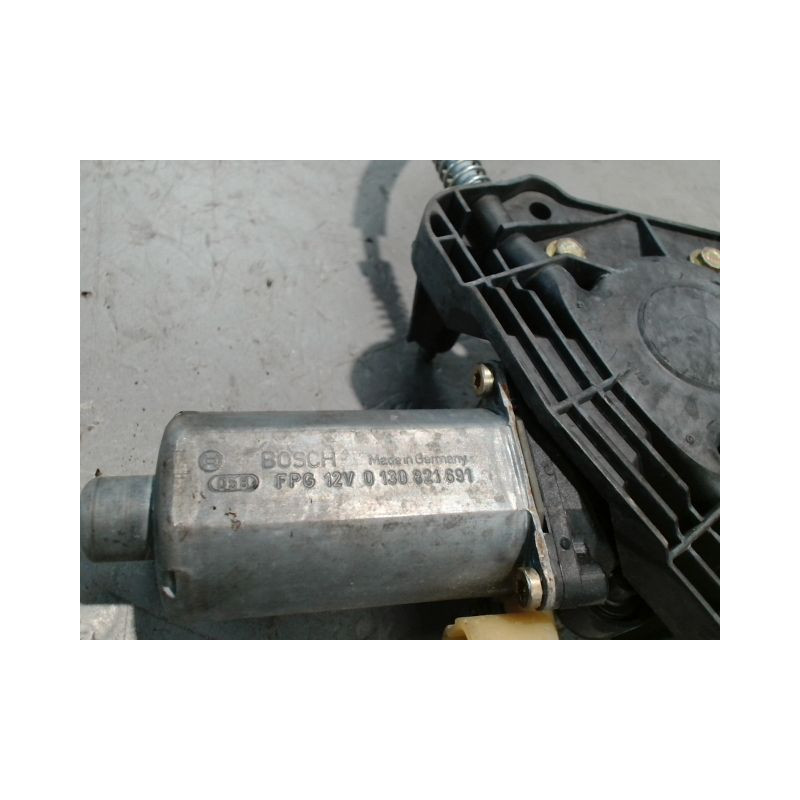 MECANISME+MOTEUR LEVE-GLACE AVANT DROIT RENAULT CLIO II PH.1 98-2001