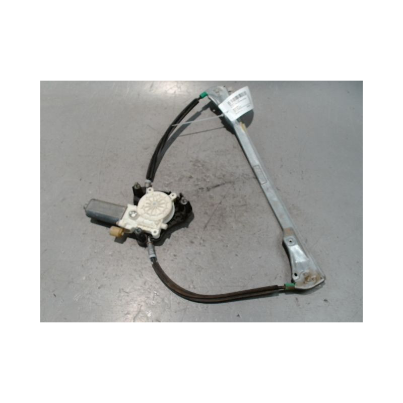 MECANISME+MOTEUR LEVE-GLACE AVANT DROIT RENAULT CLIO II PH.2 01-06