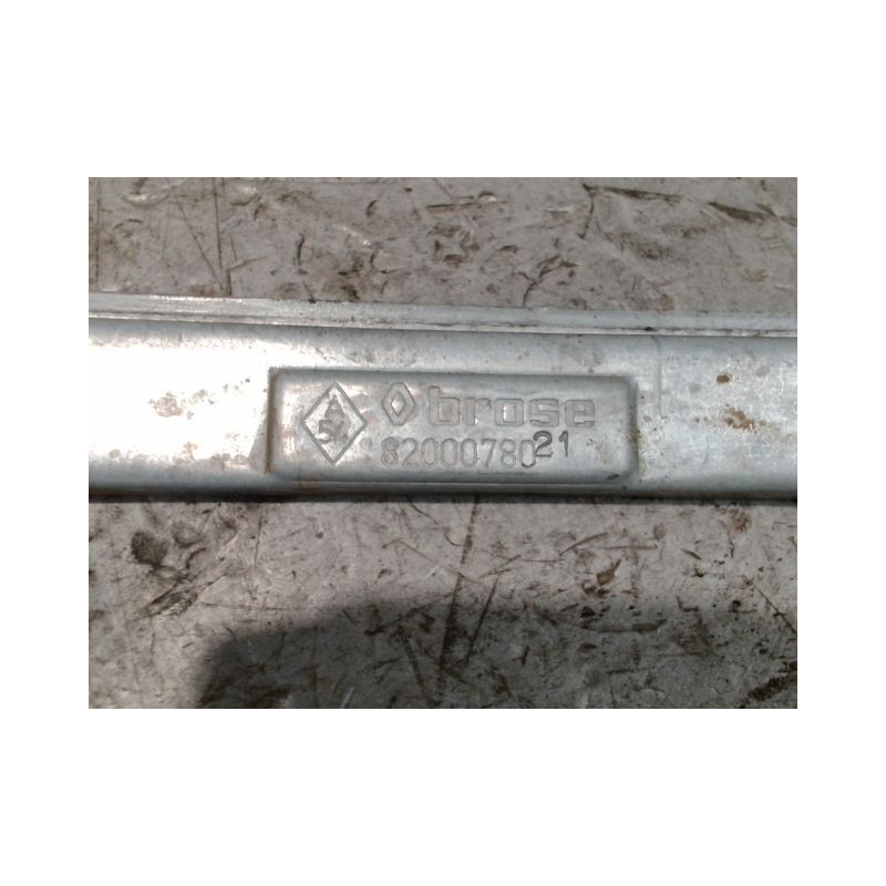 MECANISME+MOTEUR LEVE-GLACE AVANT DROIT RENAULT CLIO II PH.2 01-06