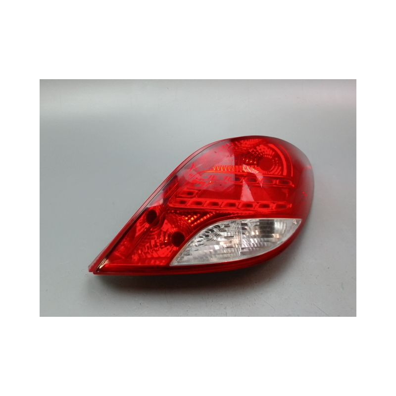 FEU ARRIERE DROIT PEUGEOT 207 2006-2013