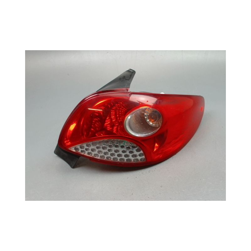 FEU ARRIERE DROIT PEUGEOT 206 + 2009-2013
