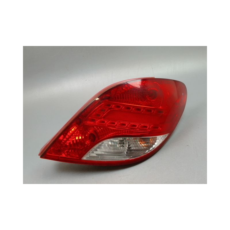 FEU ARRIERE DROIT PEUGEOT 207 2006-2013