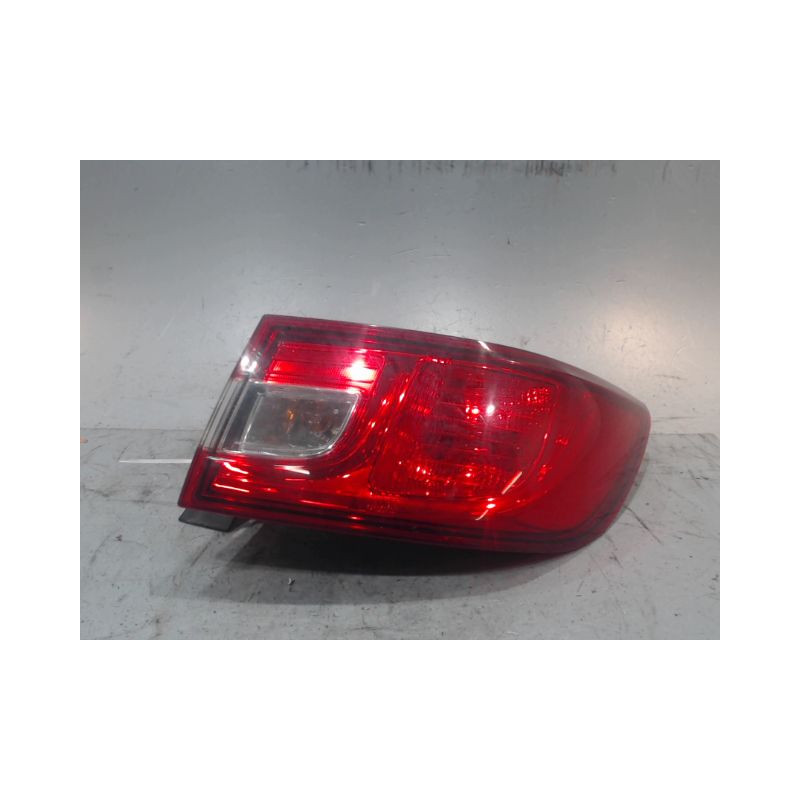 FEU ARRIERE DROIT RENAULT CLIO