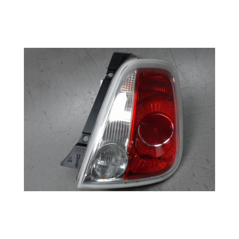 FEU ARRIERE DROIT FIAT 500 2007-