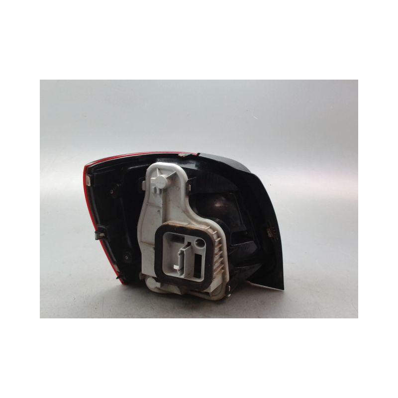 FEU ARRIERE DROIT VOLKSWAGEN POLO V Phase 1 (6R) 2009-...