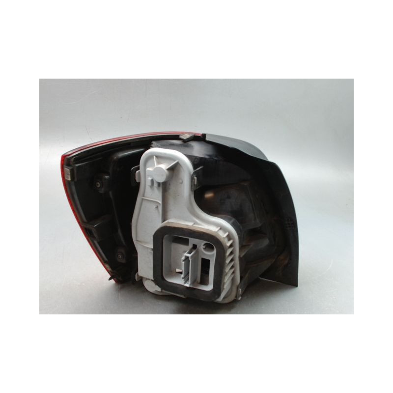 FEU ARRIERE DROIT VOLKSWAGEN POLO V Phase 1 (6R) 2009-...