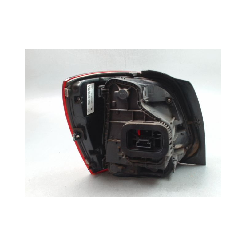 FEU ARRIERE DROIT VOLKSWAGEN POLO V Phase 1 (6R) 2009-2014
