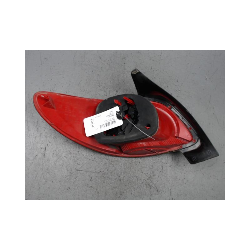 FEU ARRIERE DROIT PEUGEOT 206+ 2009-