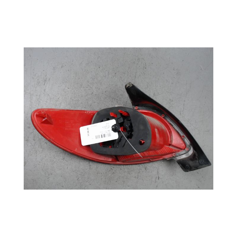 FEU ARRIERE DROIT PEUGEOT 206+ 2009-