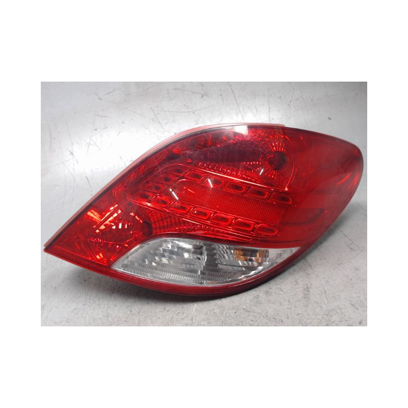 FEU ARRIERE DROIT PEUGEOT 207 5P
