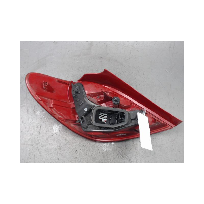 FEU ARRIERE DROIT PEUGEOT 207 5P