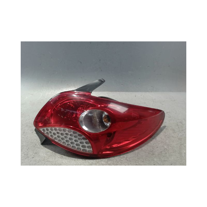 FEU ARRIERE DROIT PEUGEOT 206+ 2009-