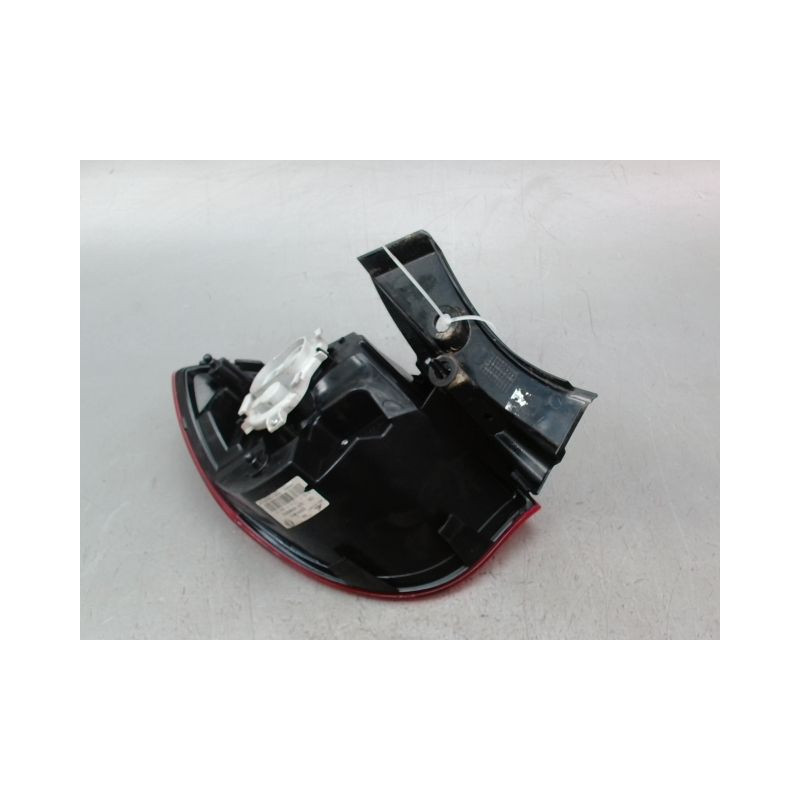 FEU ARRIERE DROIT ALFA ROMEO GUILIETTA 2010-