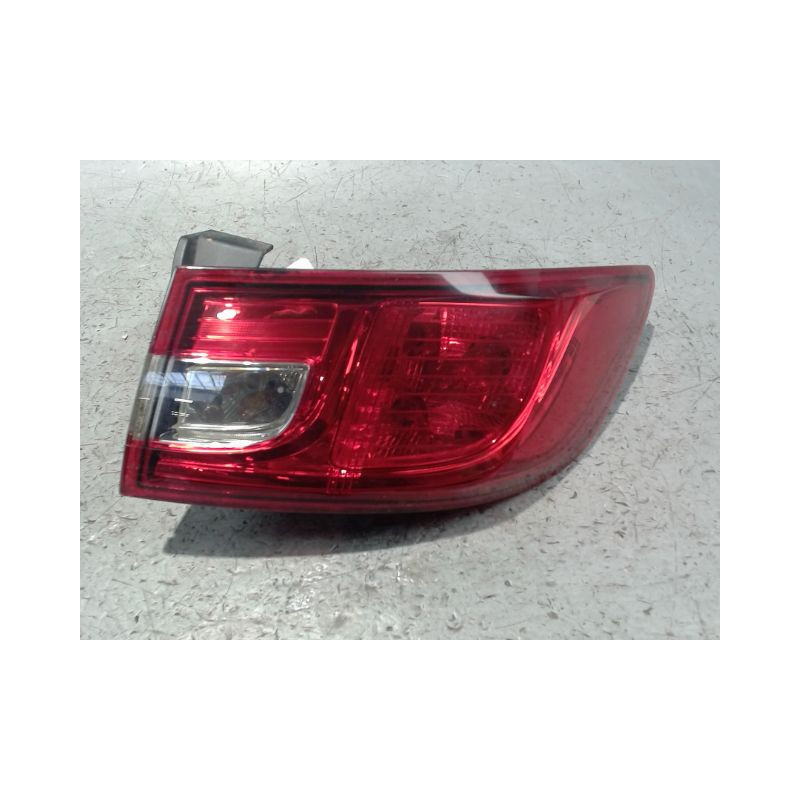 FEU ARRIERE DROIT RENAULT CLIO 4