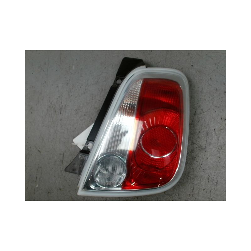 FEU ARRIERE DROIT FIAT 500 2007-
