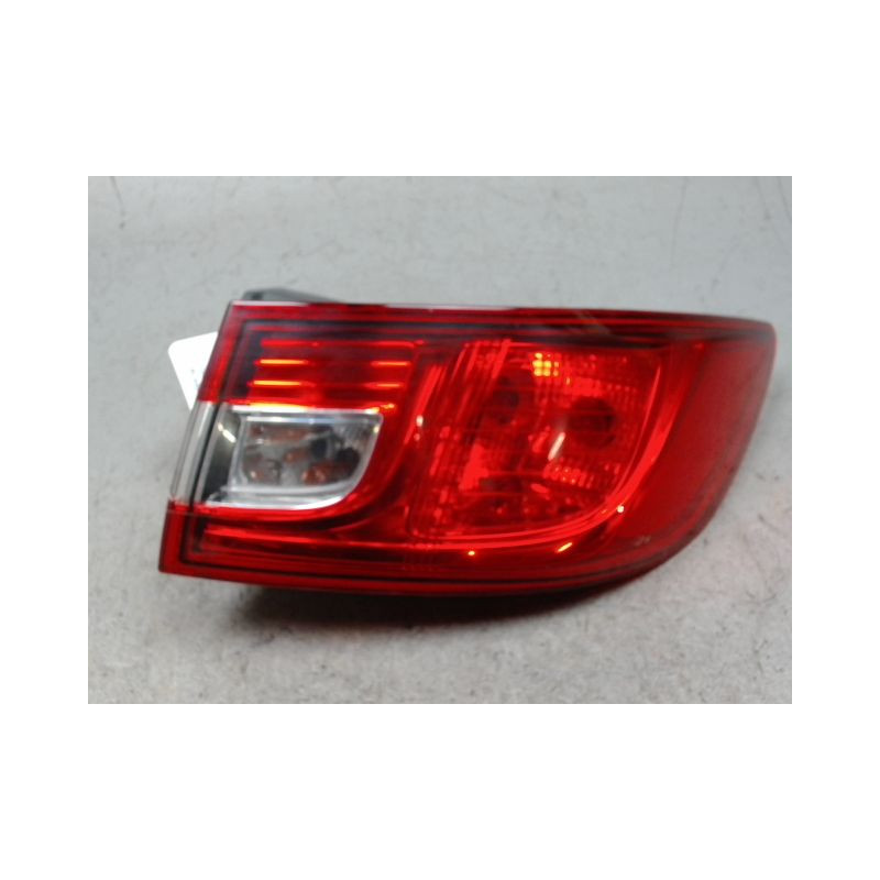FEU ARRIERE DROIT RENAULT CLIO IV 2012-
