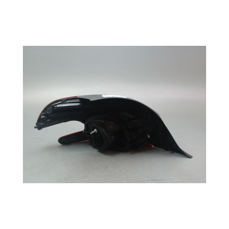 FEU ARRIERE DROIT PEUGEOT 208 Phase 1 2012-...