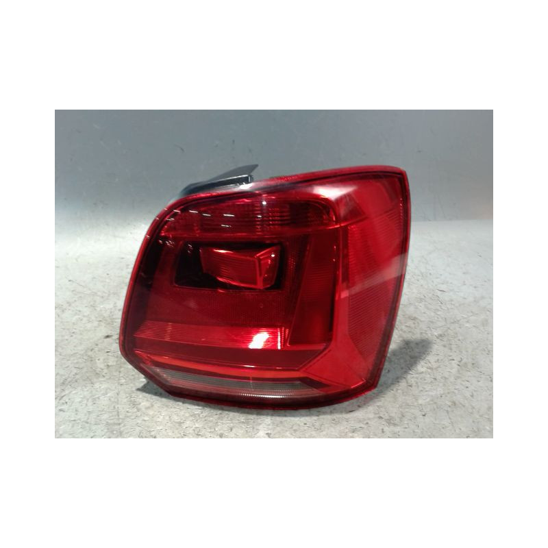 FEU ARRIERE DROIT VOLKSWAGEN POLO 2009-