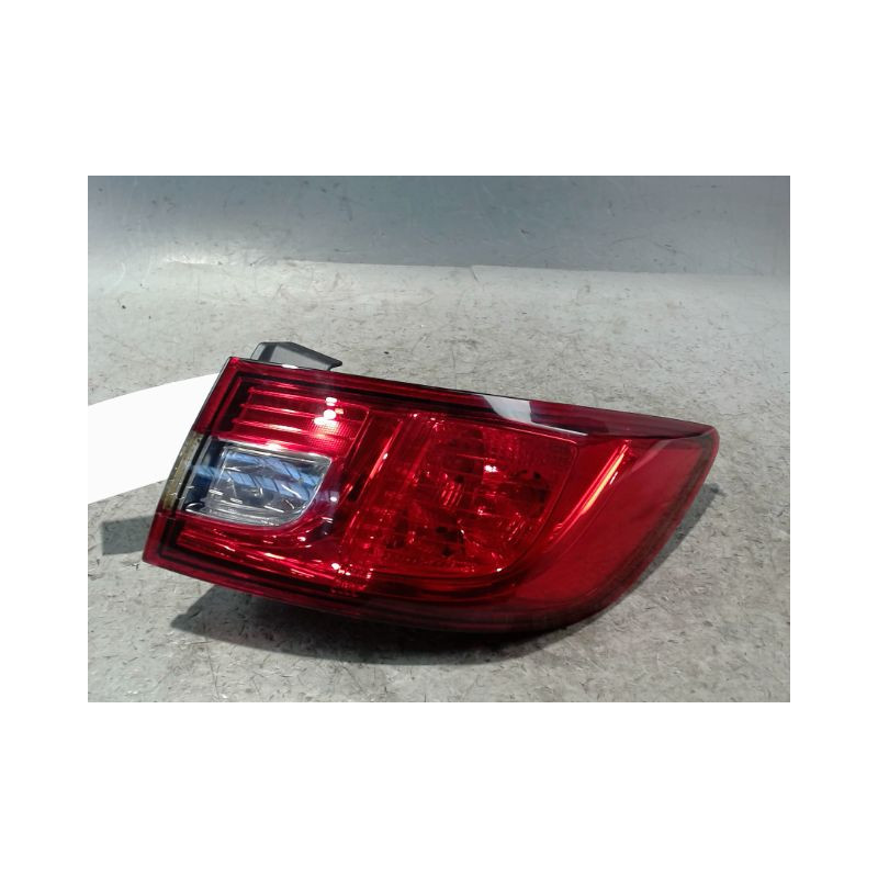 FEU ARRIERE DROIT RENAULT CLIO IV