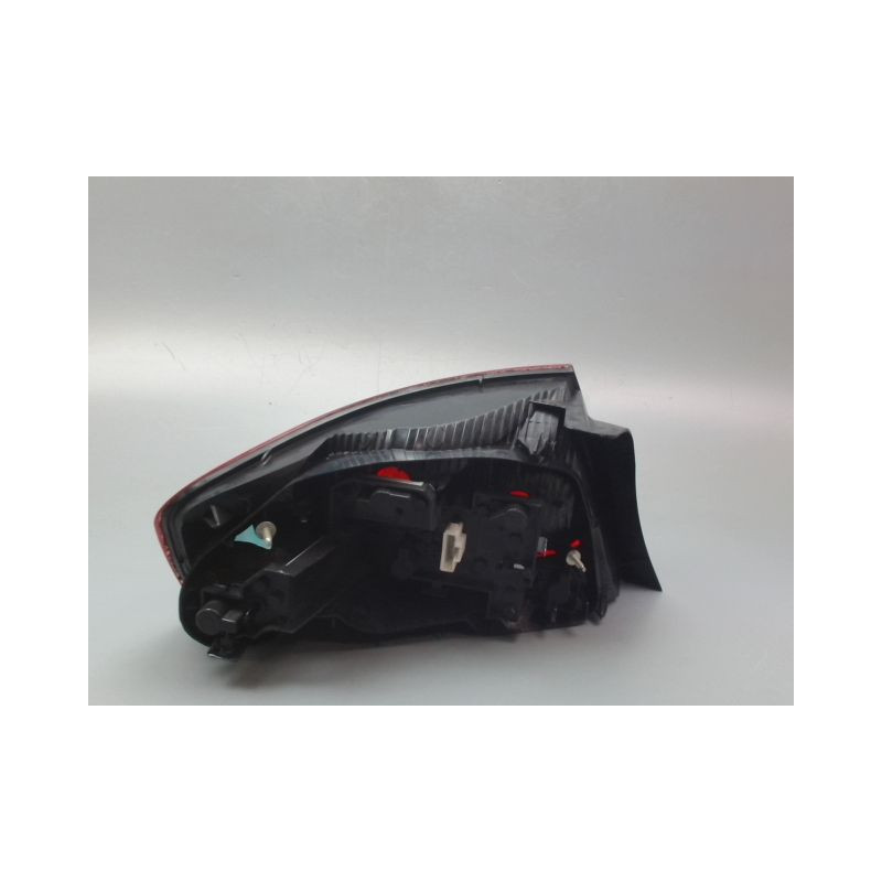 FEU ARRIERE DROIT PEUGEOT 407 BERL. Phase 1 2004-2008