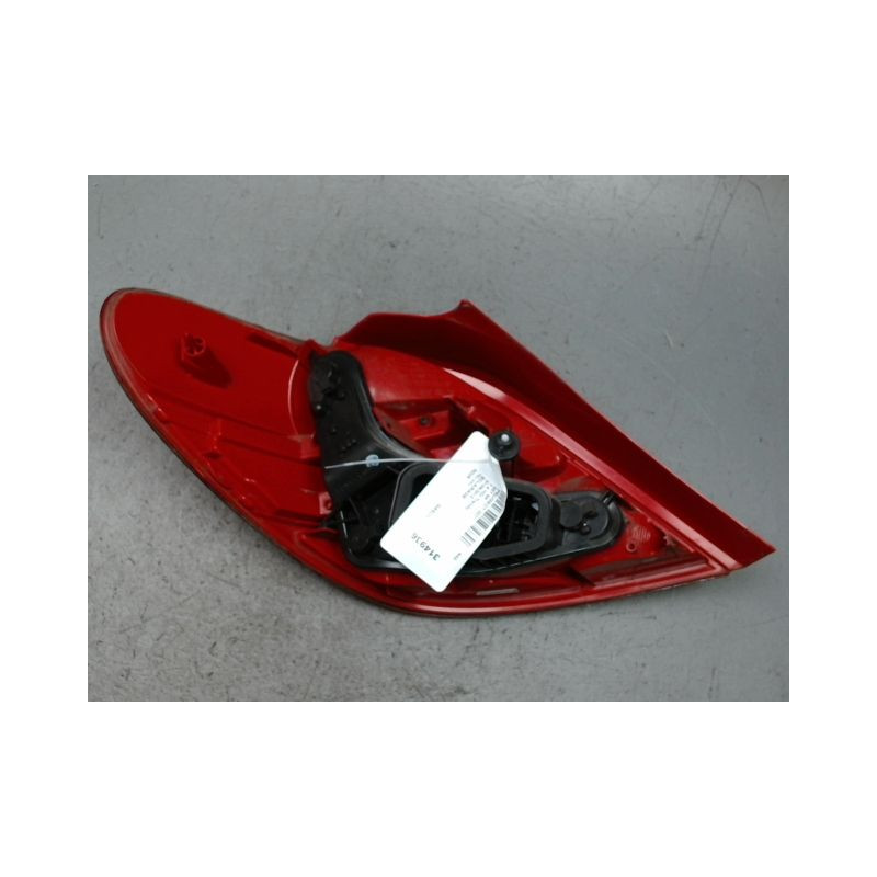 FEU ARRIERE DROIT PEUGEOT 207 5P