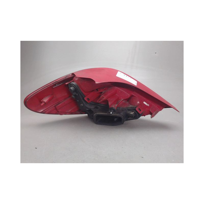 FEU ARRIERE DROIT PEUGEOT 207