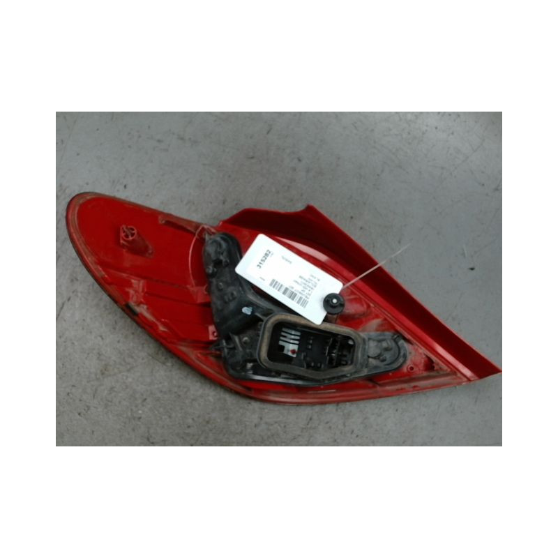 FEU ARRIERE DROIT PEUGEOT 207 3P